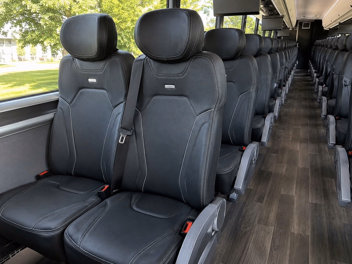 compare tustin charter bus rentals party buses and minibuses all in one place