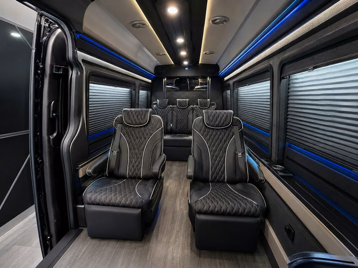 corporate airport shuttles in tustin for teams of every size