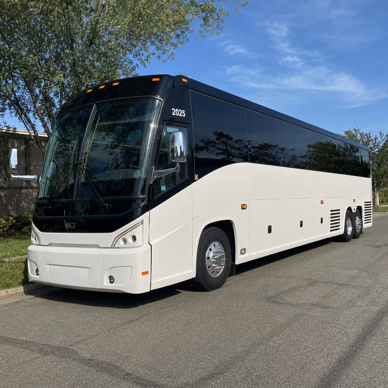 long distance charter bus rentals from tustin to las vegas los angeles and beyond