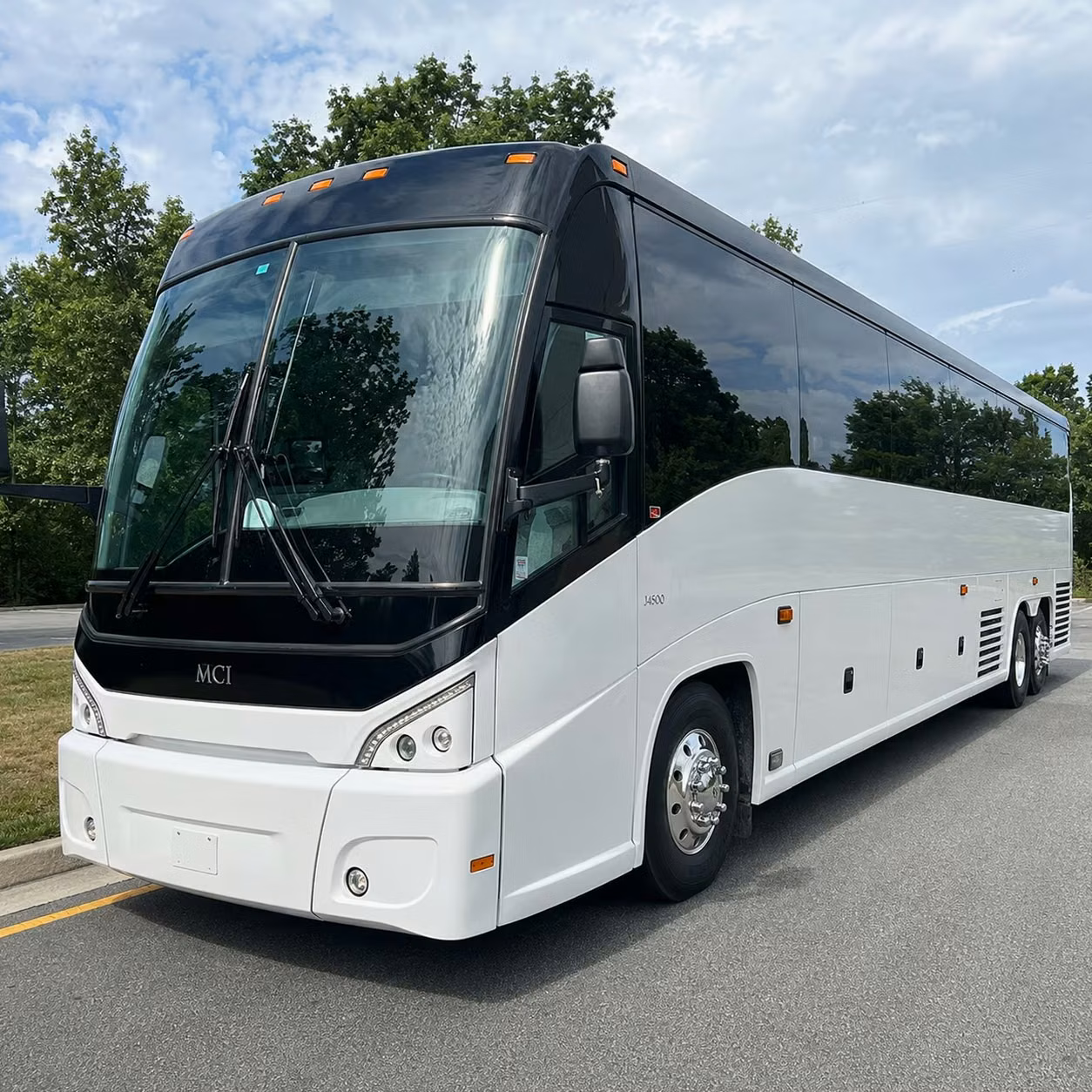 tustin wedding guest shuttles and long distance transportation for out of town guests
